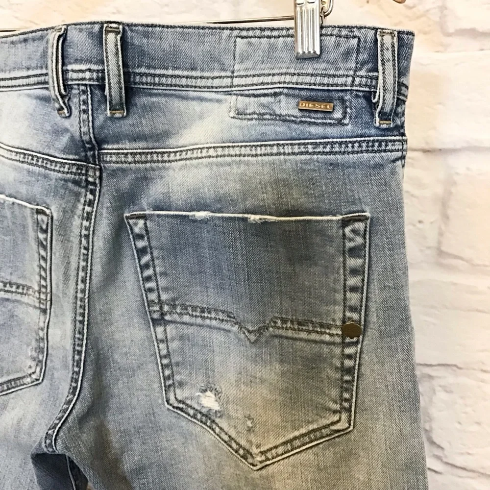 Diesel Tepphar 31x32 Tag Size Men's Distressed Slim Jeans Measures 33x31
